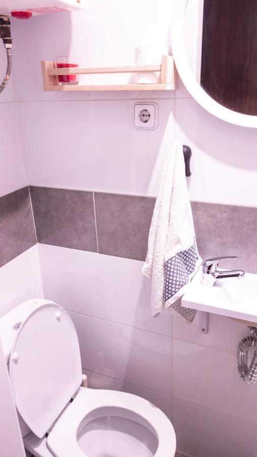 Cozy Apartment In Downtown Madrid Ngoại thất bức ảnh