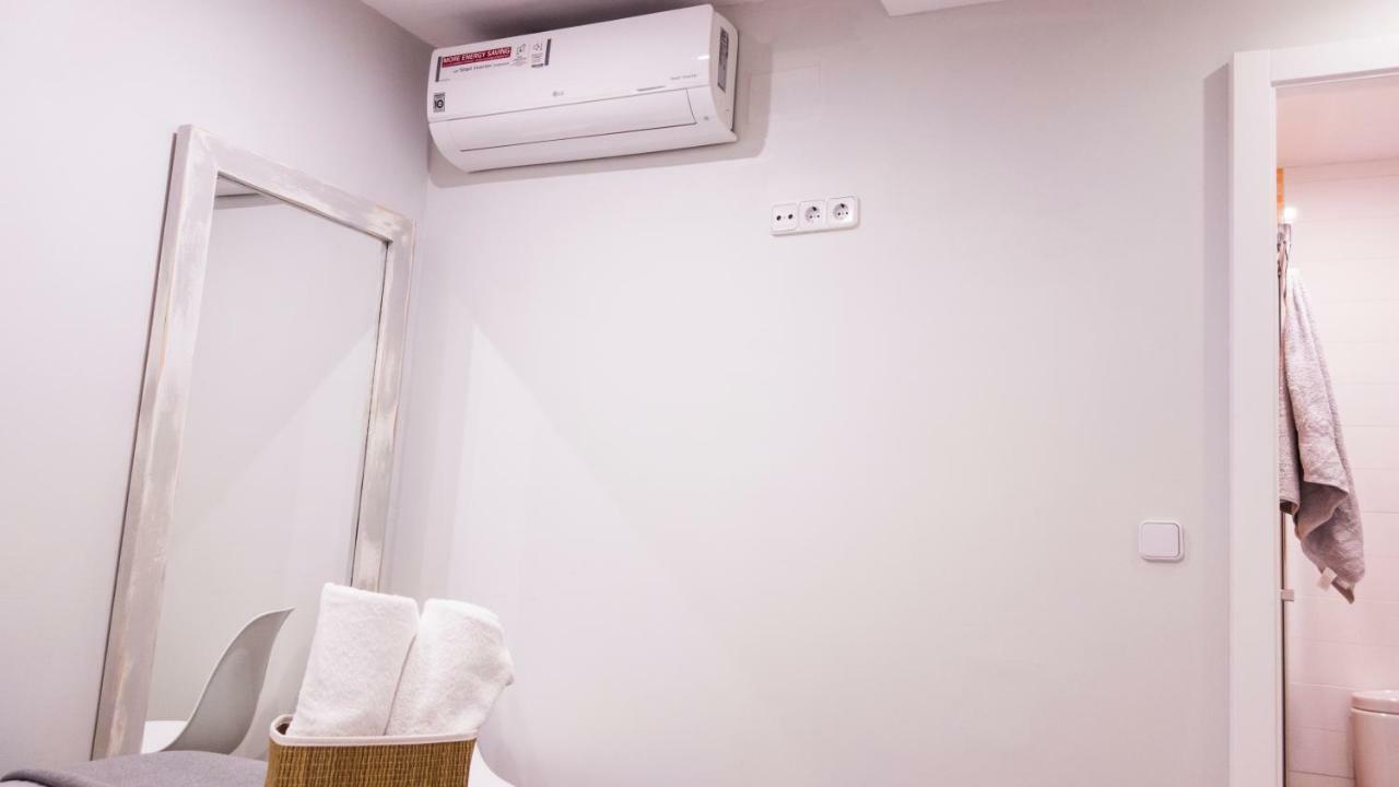 Cozy Apartment In Downtown Madrid Ngoại thất bức ảnh